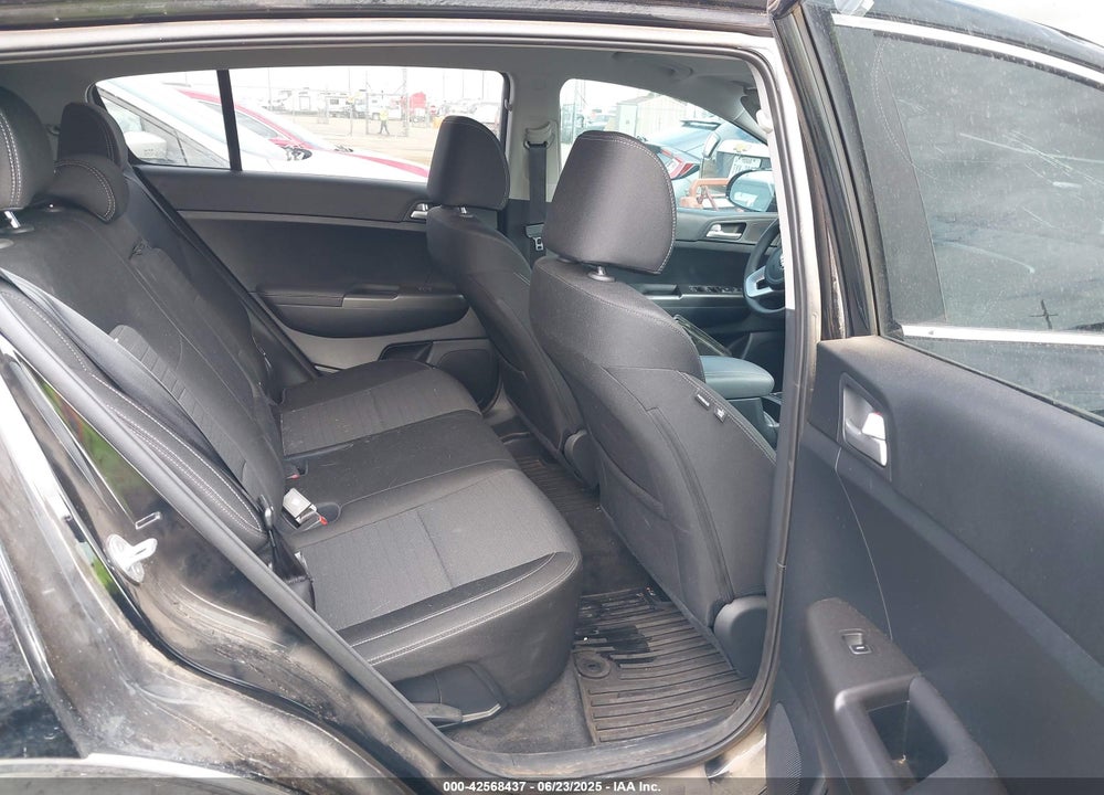 2021 KIA SPORTAGE VIN: KNDPM3AC9M7910904