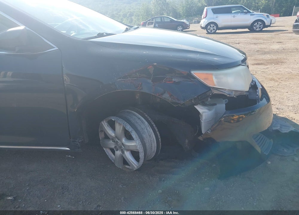 2014 TOYOTA CAMRY LE VIN: 4T1BF1FK2EU470936