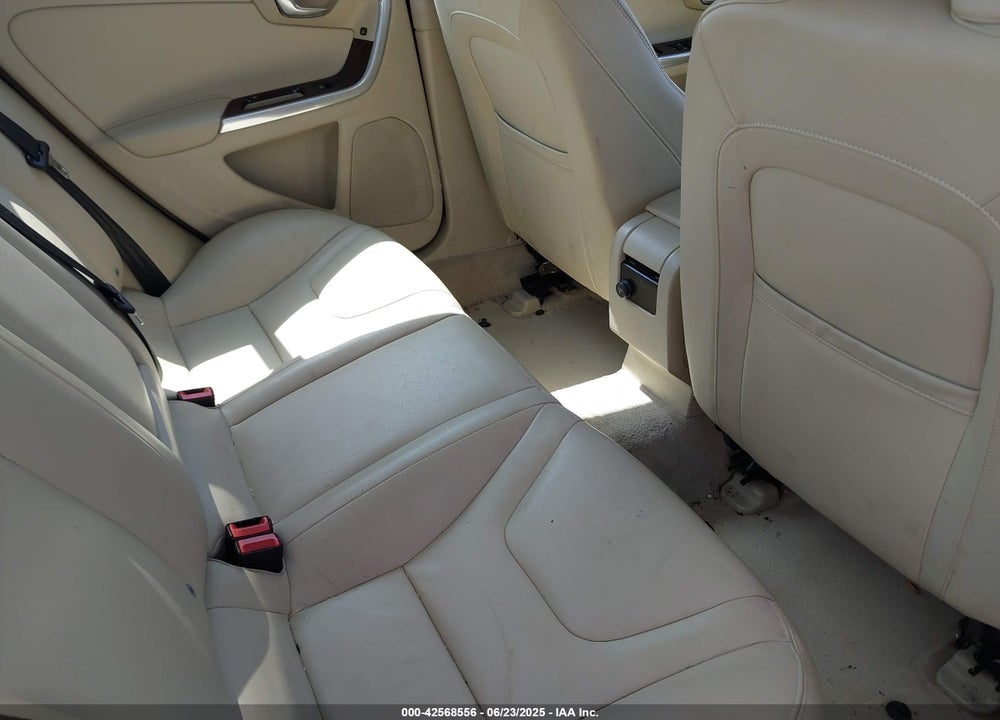 2016 VOLVO S60 T5 DRIVE-E PREMIER VIN: YV126MFK4G2399463