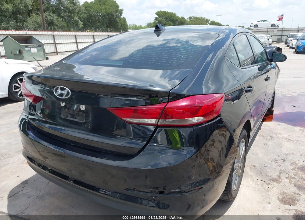 2018 HYUNDAI ELANTRA VIN: 5NPD84LF8JH378492