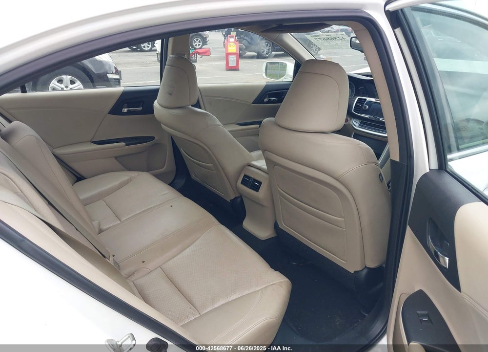 2013 HONDA ACCORD VIN: 1HGCR3F8XDA022347