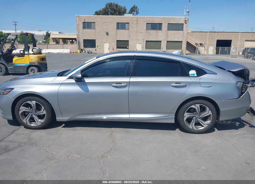2019 HONDA ACCORD VIN: 1HGCV1F50KA112433