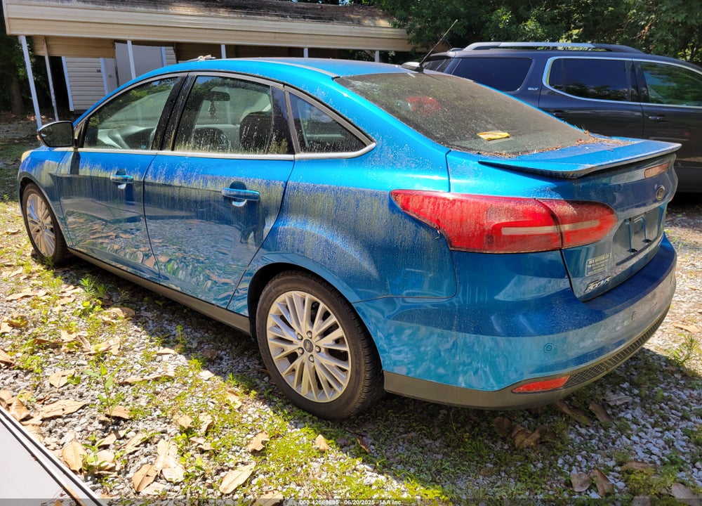 2015 FORD FOCUS VIN: 1FADP3J29FL239008