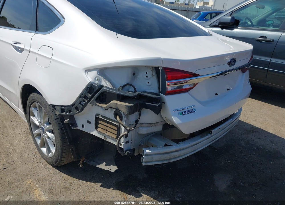 2017 FORD FUSION VIN: 3FA6P0PU7HR277180