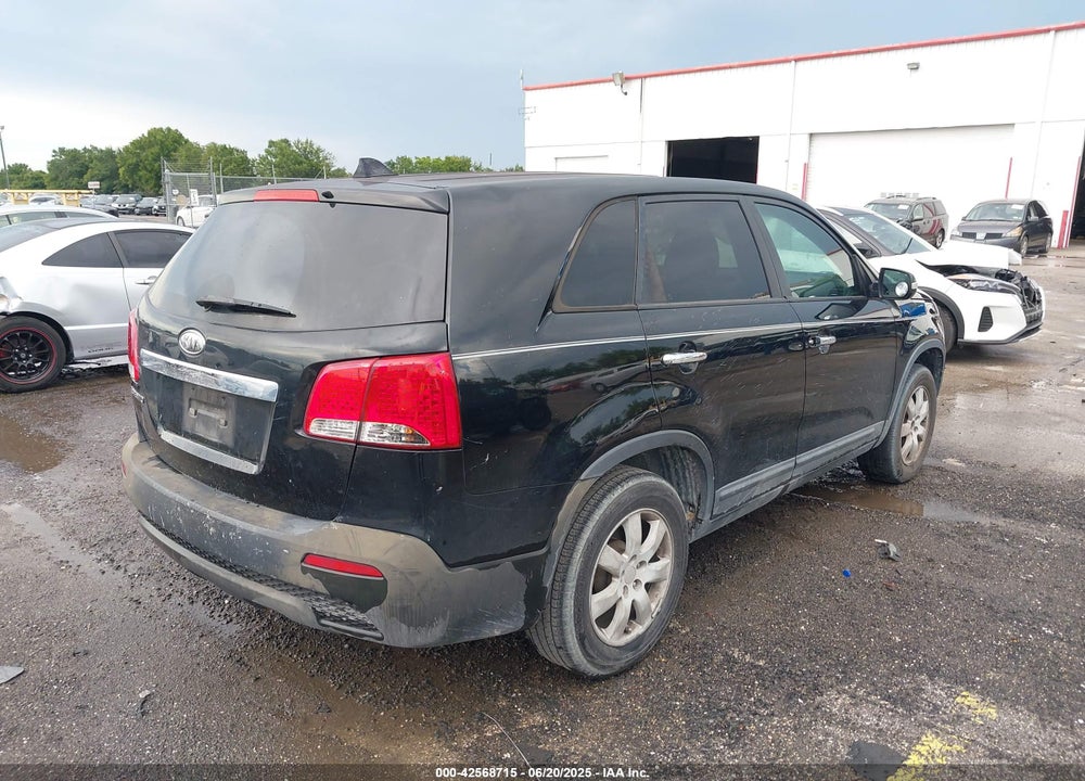 2011 KIA SORENTO LX VIN: 5XYKT3A11BG065705