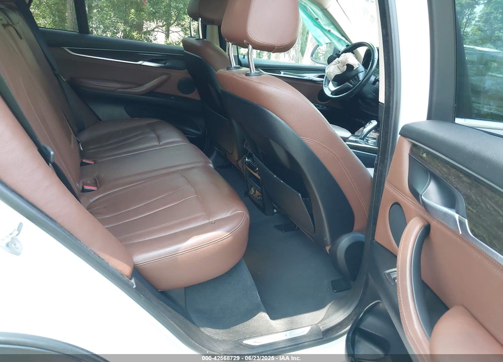 2016 BMW X5 VIN: 5UXKR0C58G0S91944