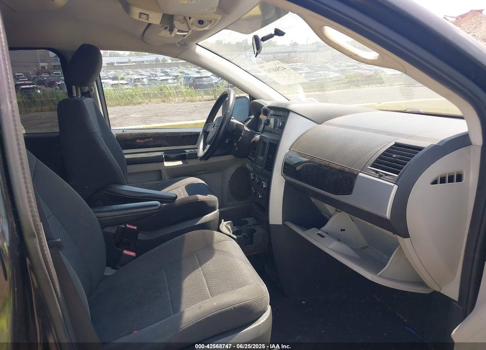 2010 DODGE GRAND CARAVAN VIN: 2D4RN5D1XAR203089