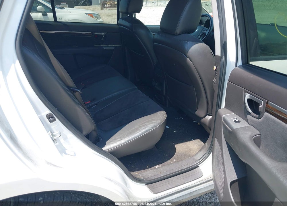 2011 HYUNDAI SANTA FE VIN: 5XYZHDAG0BG029644
