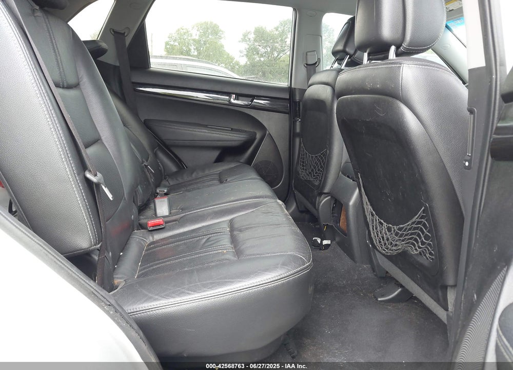 2013 KIA SORENTO VIN: 5XYKWDA24DG321120
