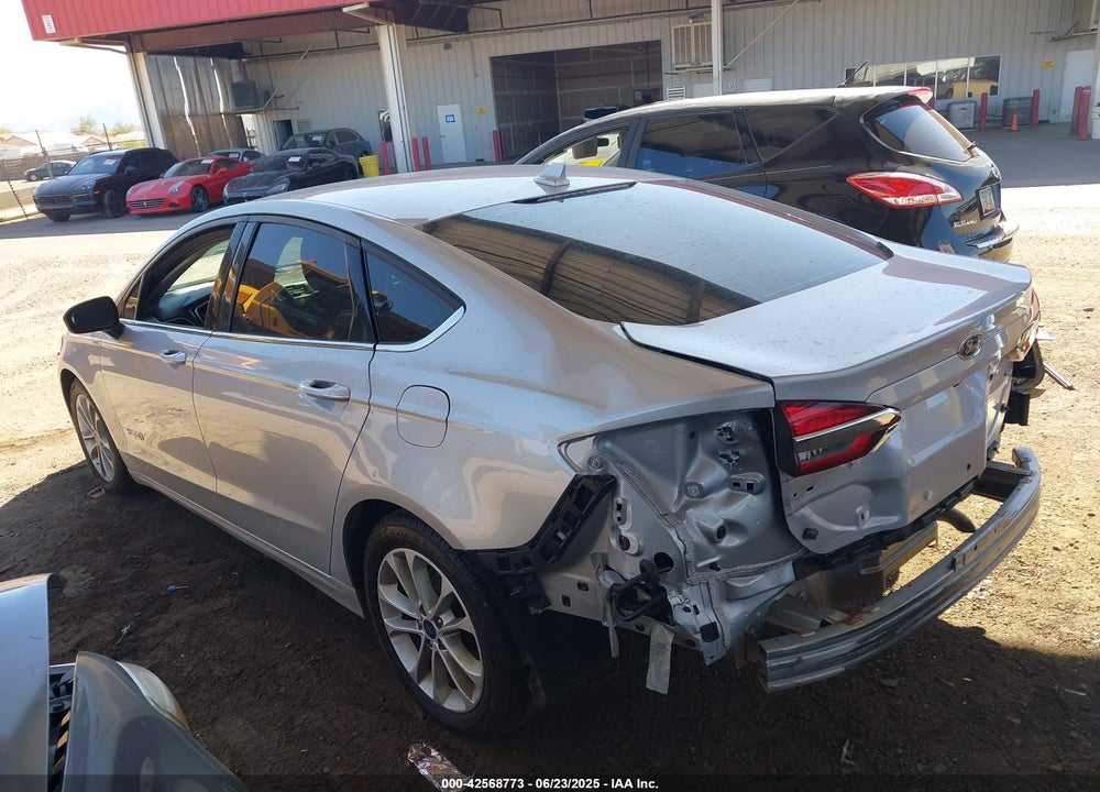 2019 FORD FUSION VIN: 3FA6P0LU4KR241749