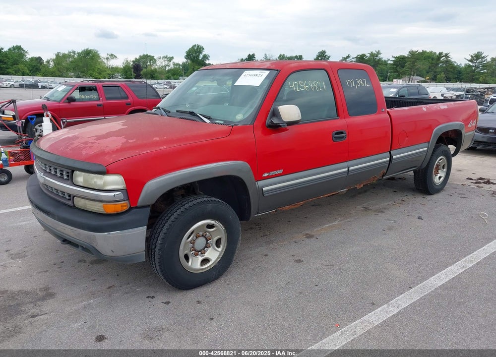 2000 CHEVROLET SILVERADO 2500 LS VIN: 1GCGK29U3YE159782