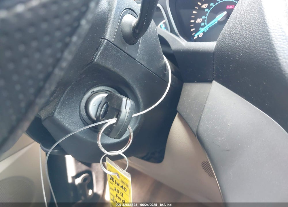 2013 FORD ESCAPE VIN: 1FMCU0G94DUD09681
