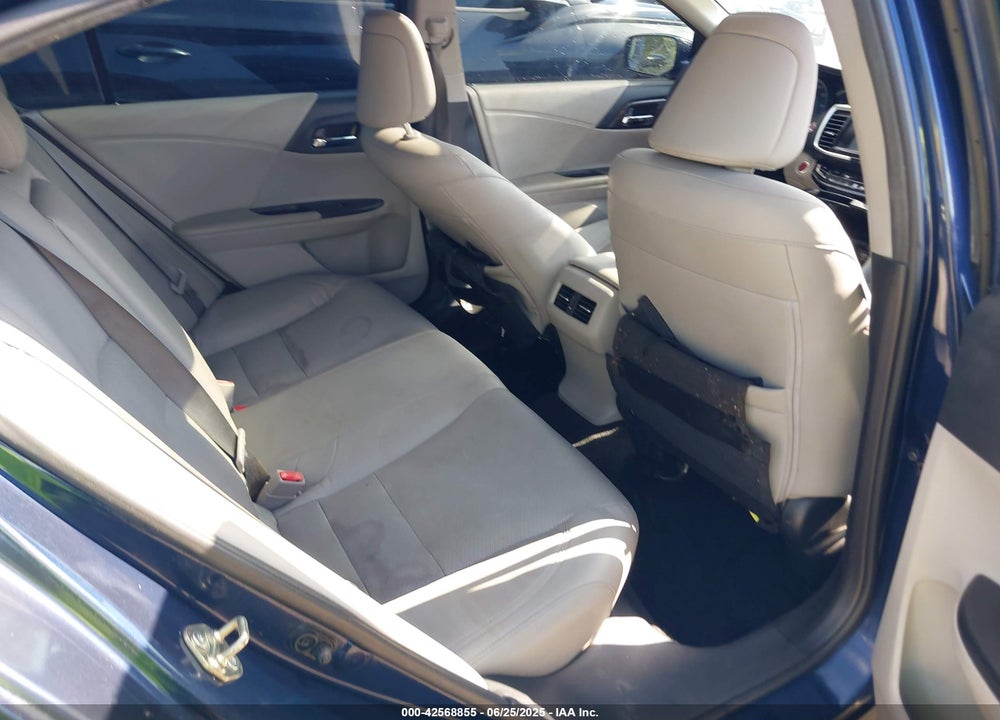 2017 HONDA ACCORD EX-L VIN: 1HGCR2F86HA008283