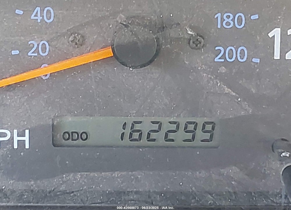 2000 NISSAN SENTRA VIN: 3N1CB51DXYL352557