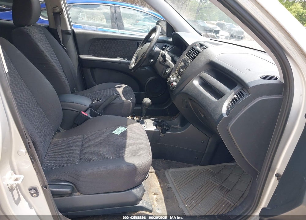 2008 KIA SPORTAGE LX VIN: KNDJF724187540553