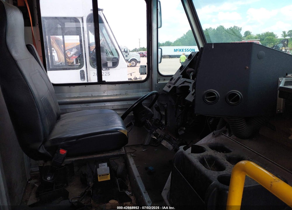2016 FORD F-59 COMMERCIAL STRIPPED VIN: 1F66F5KY8G0A13326