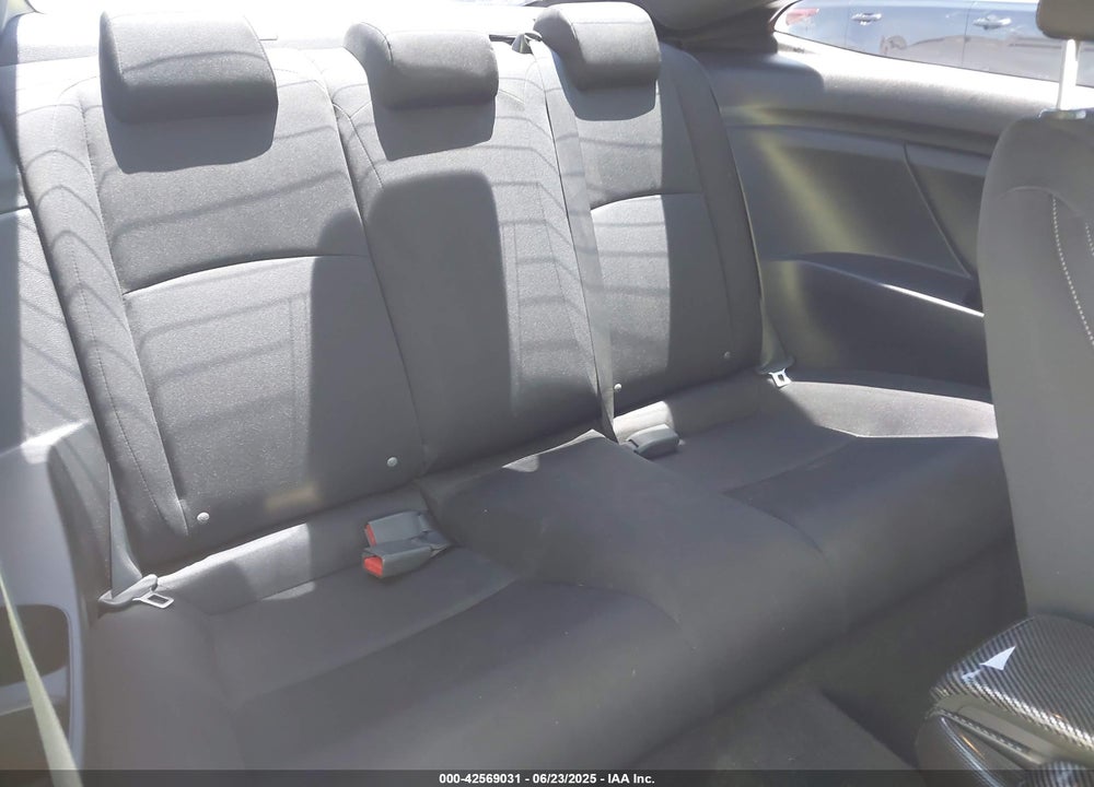 2019 HONDA CIVIC VIN: 2HGFC4B61KH306201