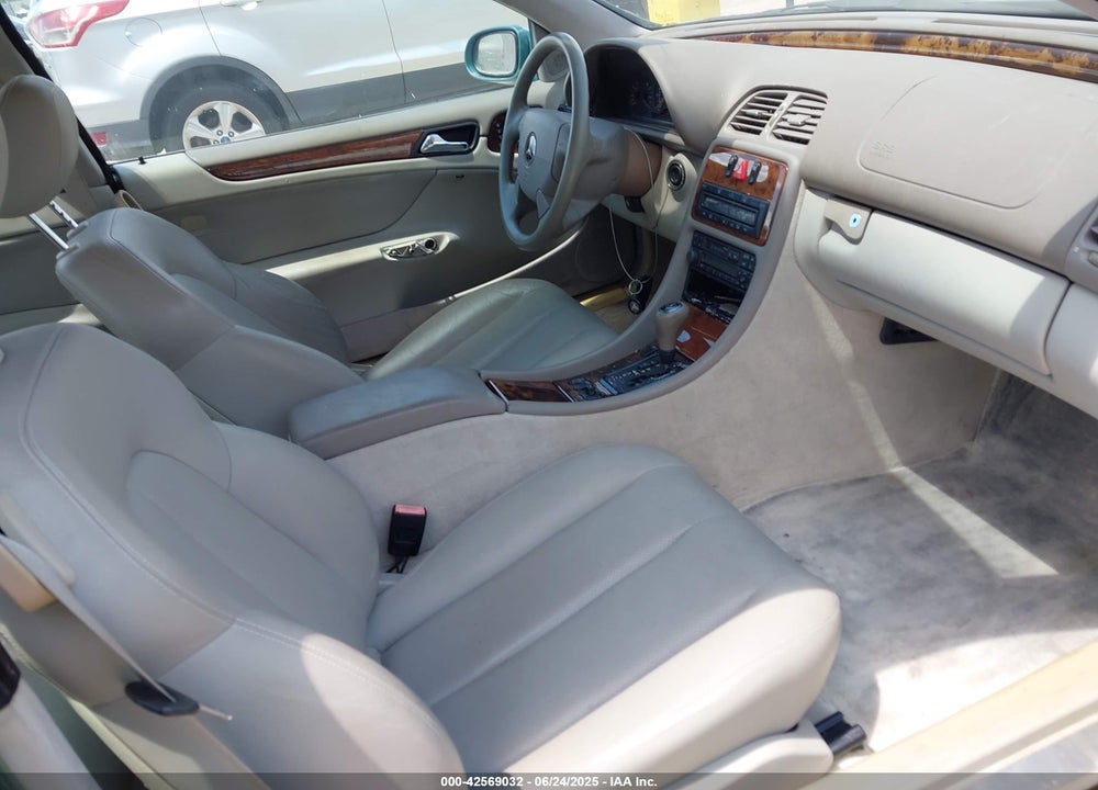 1998 MERCEDES-BENZ CLK 320 VIN: WDBLJ65G6WF038243