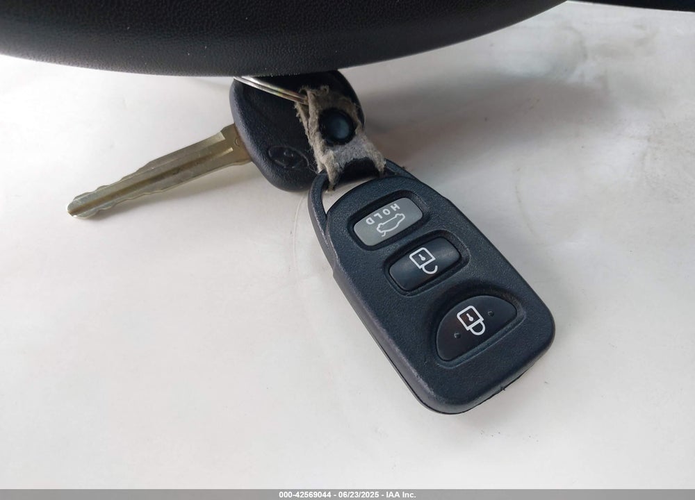 2013 HYUNDAI ELANTRA VIN: KMHDH4AE6DU779474