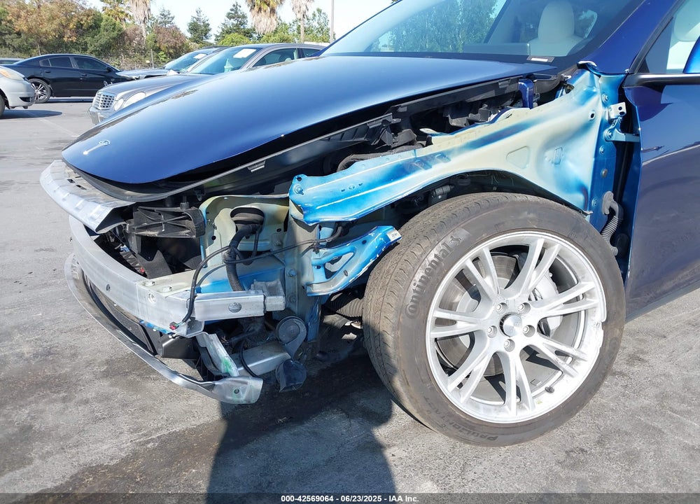 2023 TESLA MODEL Y VIN: 7SAYGDEE7PF621275