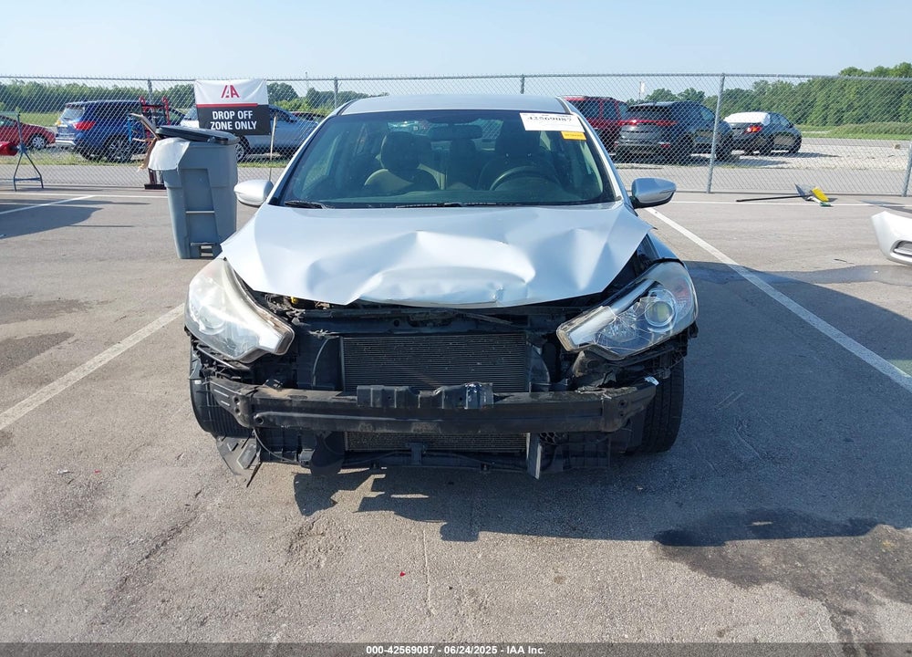 2015 KIA FORTE LX VIN: KNAFX4A67F5348712
