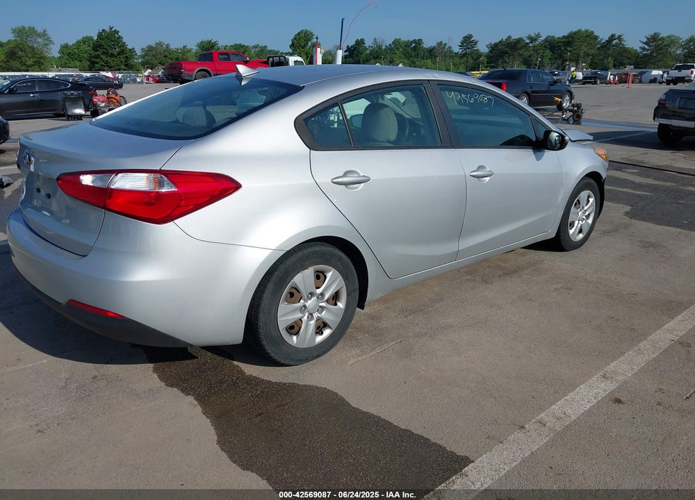 2015 KIA FORTE LX VIN: KNAFX4A67F5348712