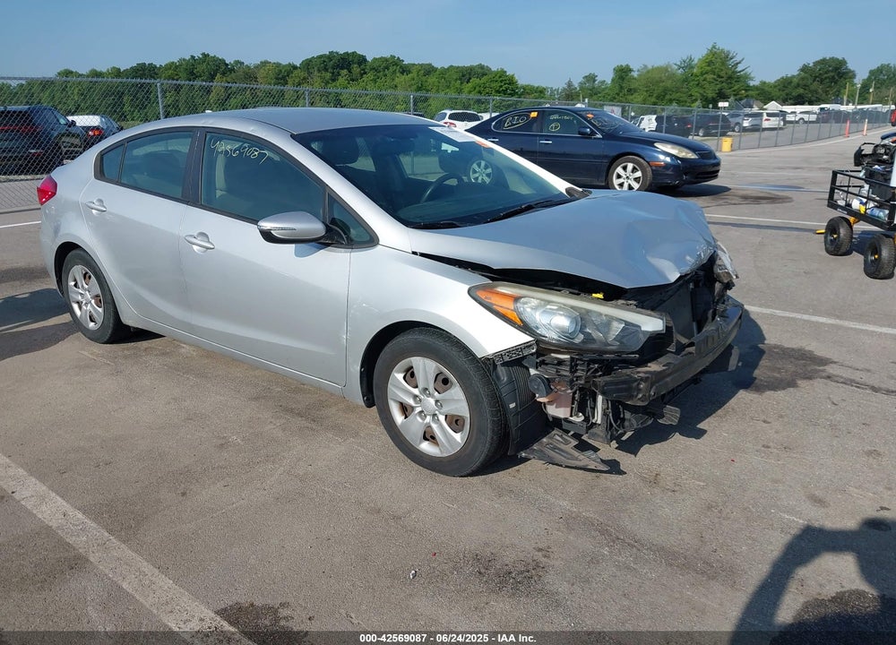 2015 KIA FORTE LX VIN: KNAFX4A67F5348712