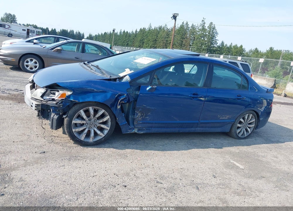 2011 HONDA CIVIC VIN: 2HGFA5E56BH700212