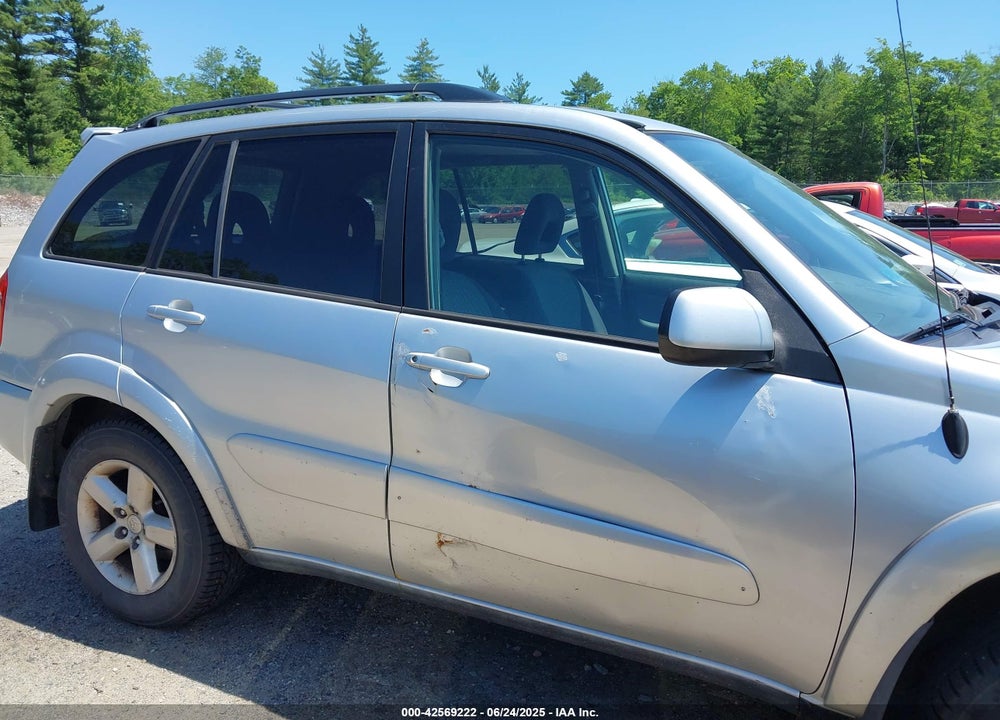 2005 TOYOTA RAV4 VIN: JTEHD20V850052333