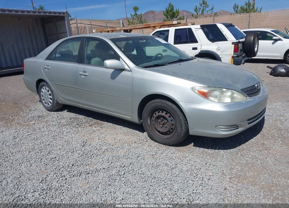 2003 TOYOTA CAMRY LE VIN: JTDBE32K130177820