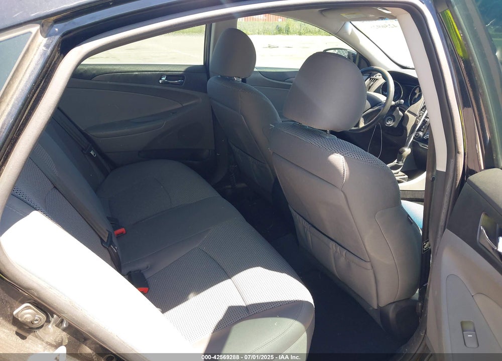 2012 HYUNDAI SONATA VIN: 5NPEB4AC3CH412209