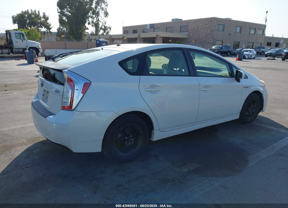 2014 TOYOTA PRIUS VIN: JTDKN3DU7E1754796