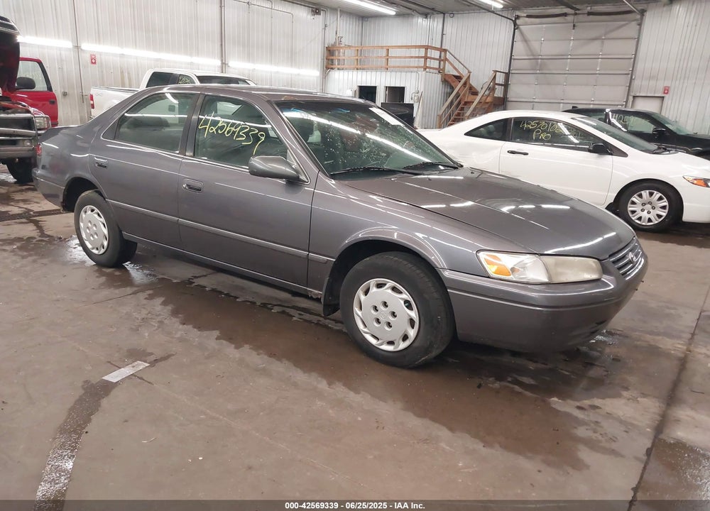 1999 TOYOTA CAMRY LE VIN: JT2BG22K2X0374949