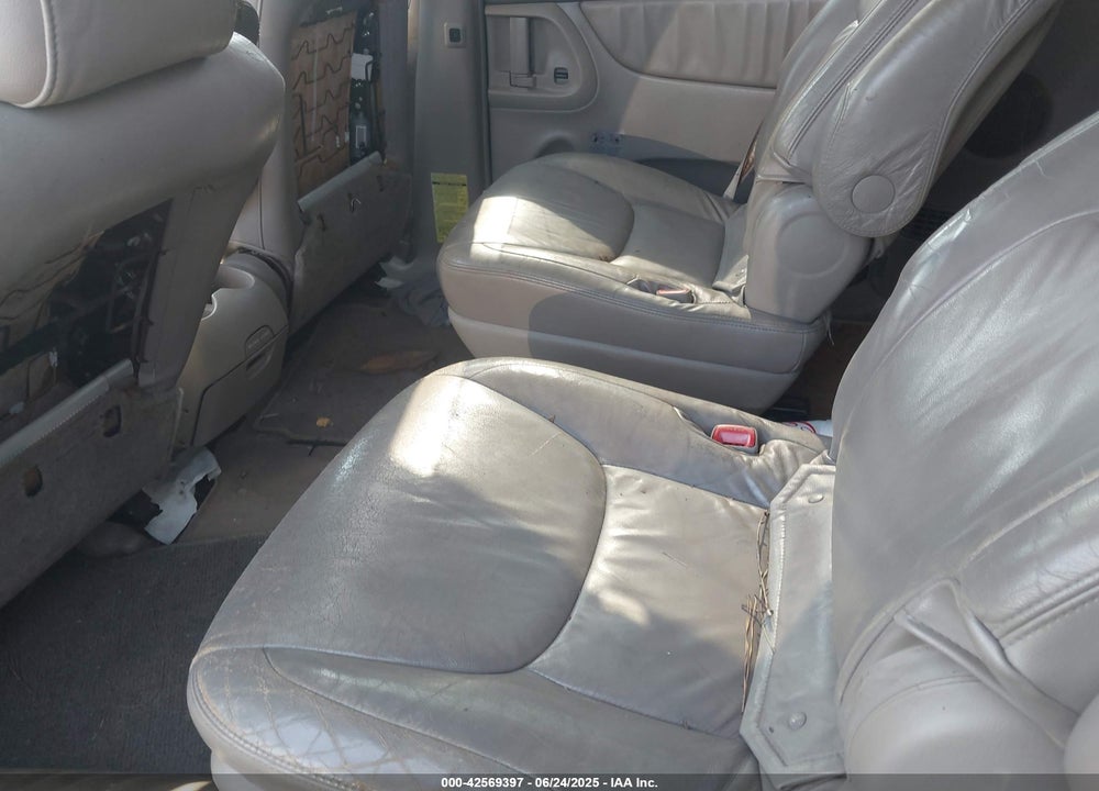 2006 TOYOTA SIENNA VIN: 5TDZA22C06S555625