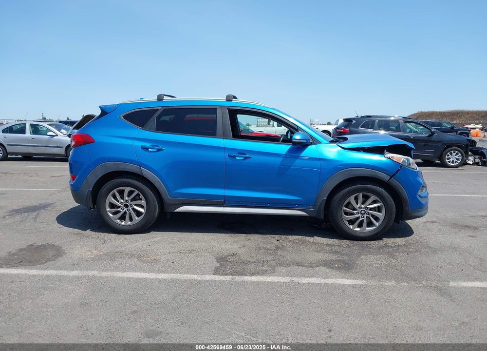 2017 HYUNDAI TUCSON SE PLUS VIN: KM8J33A44HU449616