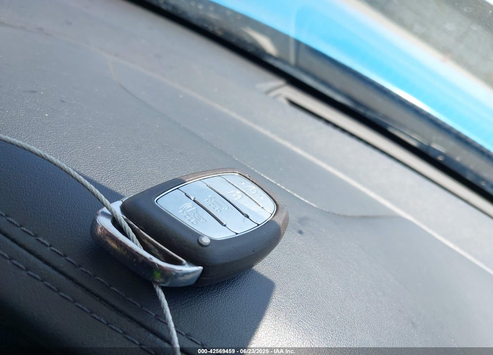 2017 HYUNDAI TUCSON SE PLUS VIN: KM8J33A44HU449616