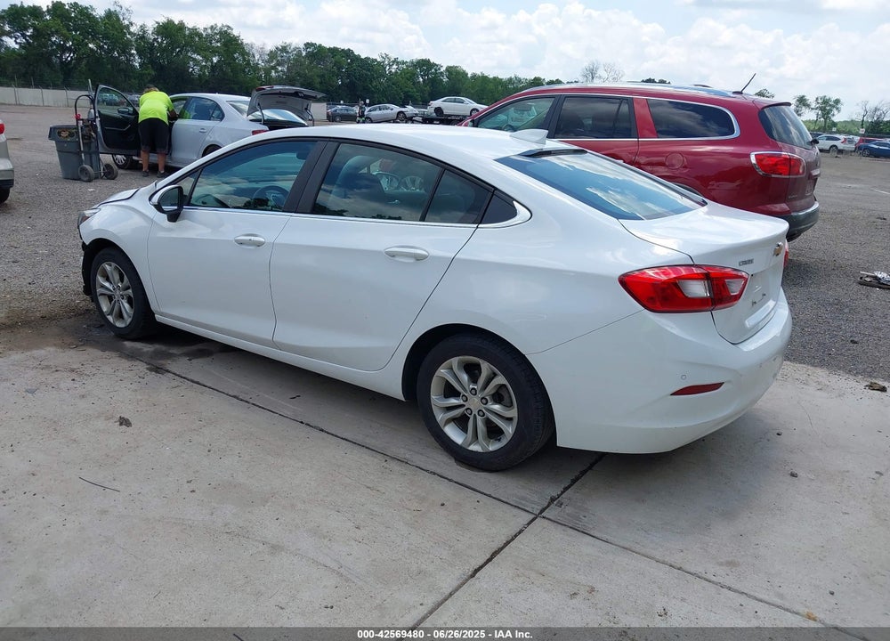 2019 CHEVROLET CRUZE VIN: 1G1BE5SM0K7135084