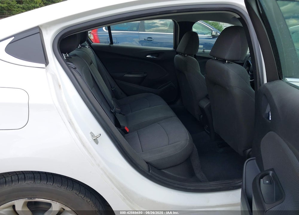 2019 CHEVROLET CRUZE VIN: 1G1BE5SM0K7135084