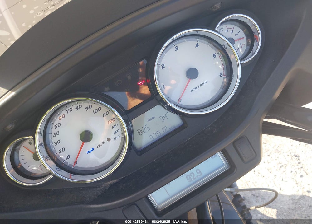 2010 VICTORY MOTORCYCLES CROSS COUNTRY VIN: 5VPDB36D1A3005118