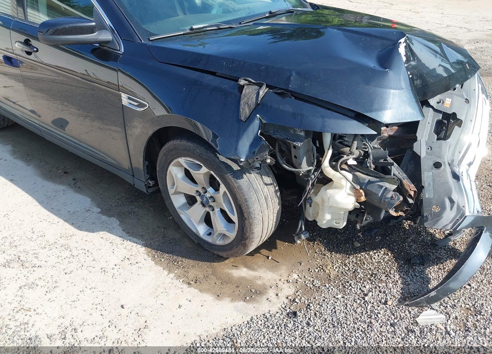 2010 FORD TAURUS VIN: 1FAHP2EW5AG113464