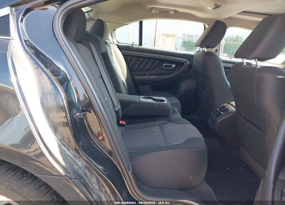 2010 FORD TAURUS VIN: 1FAHP2EW5AG113464