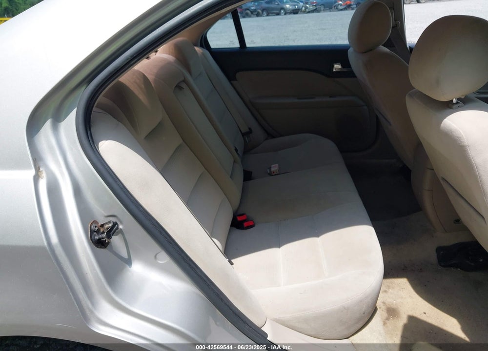 2008 FORD FUSION VIN: 3FAHP08118R181719