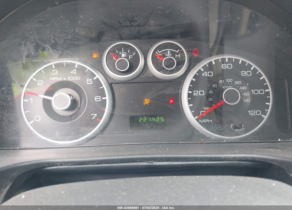 2008 FORD FUSION VIN: 3FAHP06Z78R138589