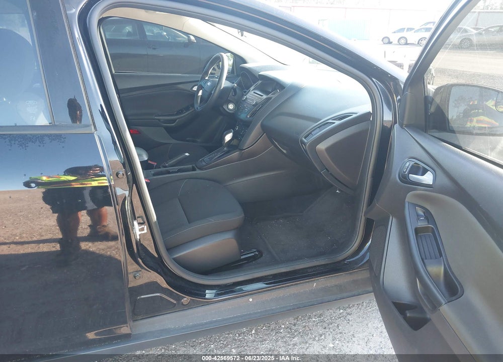 2017 FORD FOCUS VIN: 1FADP3K25HL291141