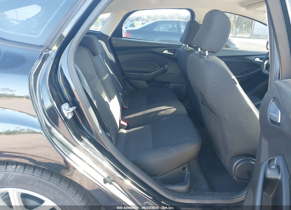2017 FORD FOCUS VIN: 1FADP3K25HL291141