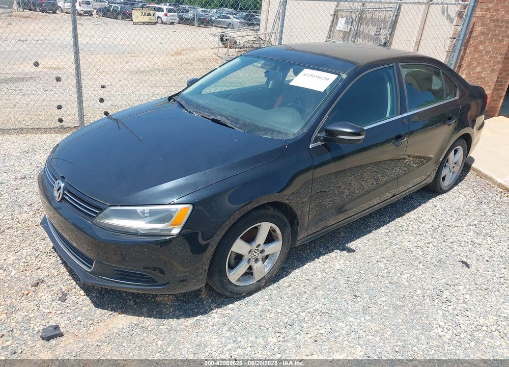 2014 VOLKSWAGEN JETTA VIN: 3VW3L7AJ6EM420044