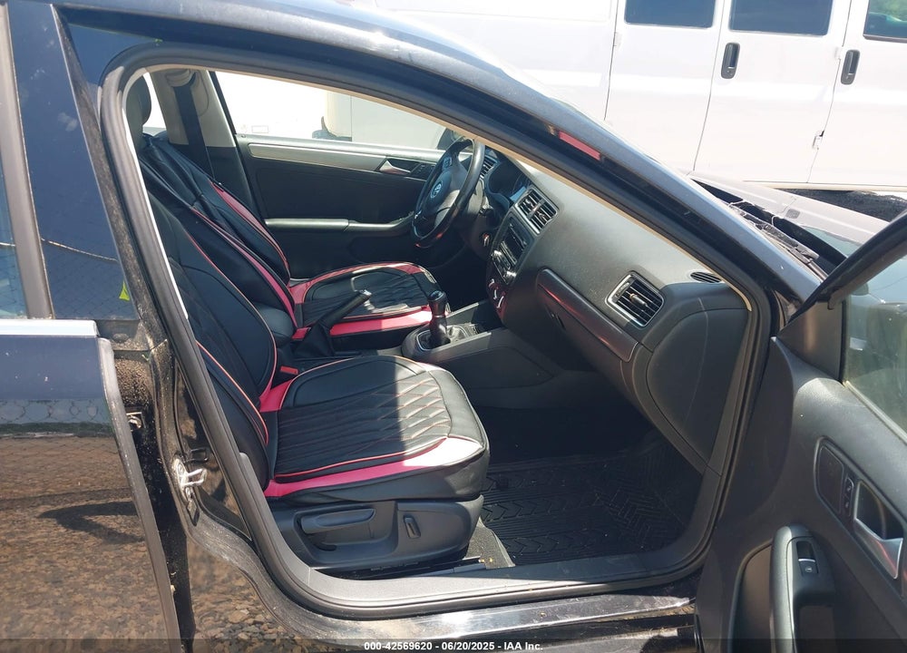 2014 VOLKSWAGEN JETTA VIN: 3VW3L7AJ6EM420044