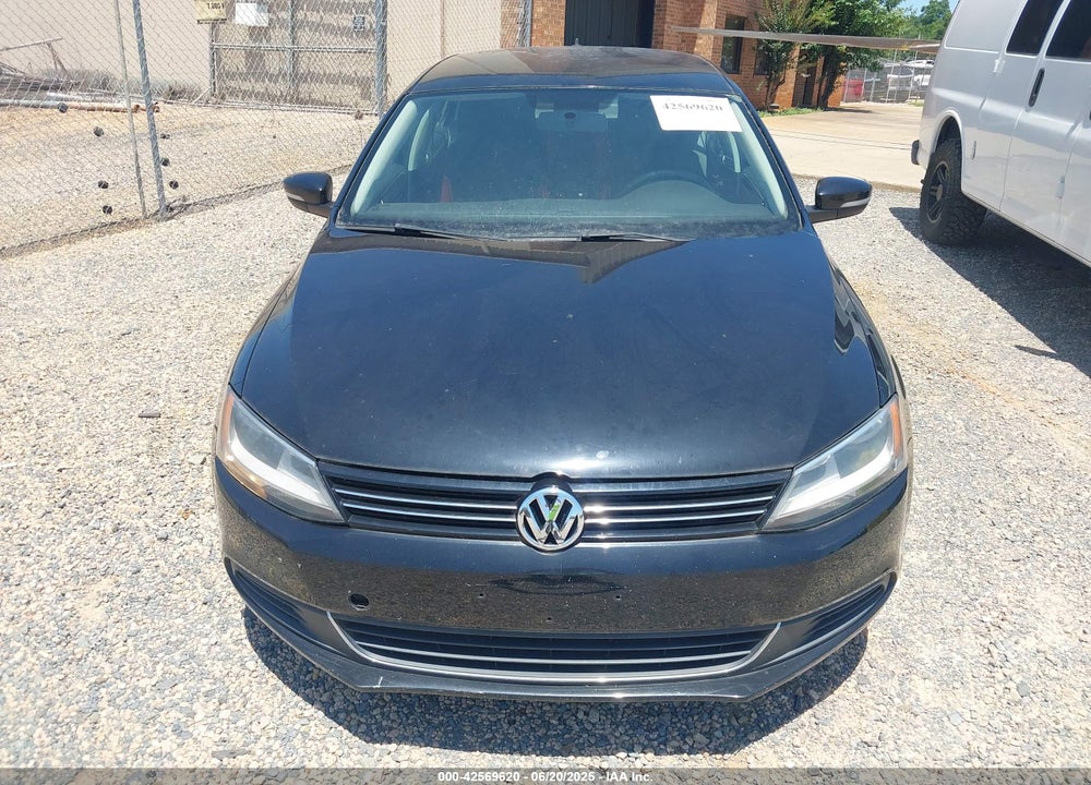 2014 VOLKSWAGEN JETTA VIN: 3VW3L7AJ6EM420044