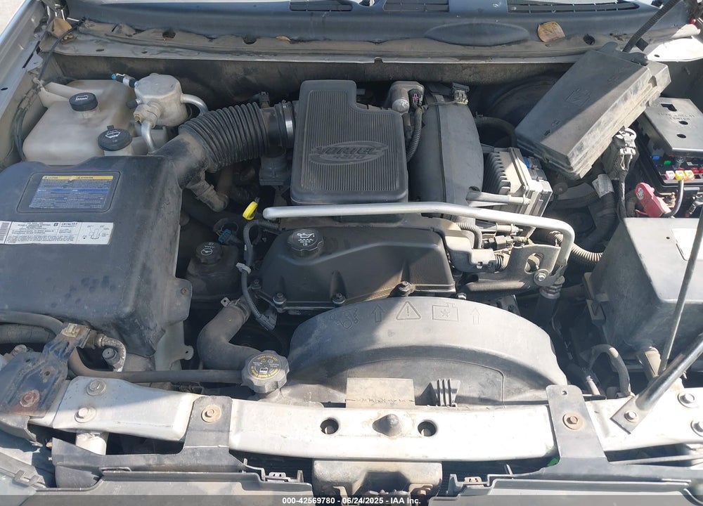 2005 CHEVROLET TRAILBLAZER LT VIN: 1GNDS13S252135322