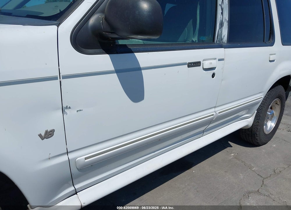 1998 FORD EXPLORER EDDIE BAUER/LIMITED/XLT VIN: 1FMZU32P6WZA04805